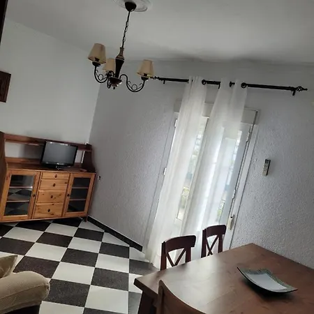 Casa Iluminada En Pueblo Tranquilo 아파트 Jedula
